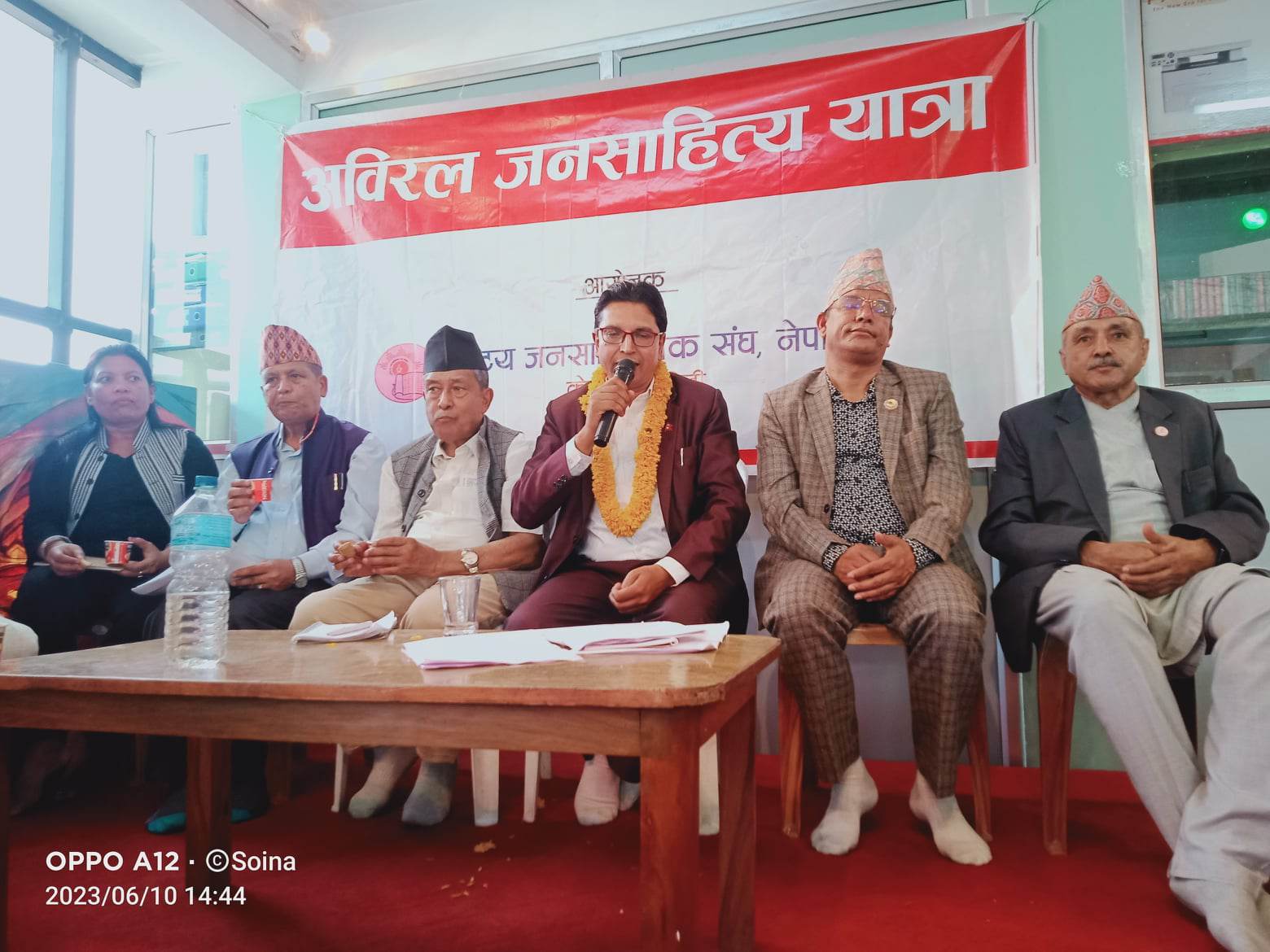 डा. रमेश शुभेच्छुकका दर्जन कविता वाचन गरिए